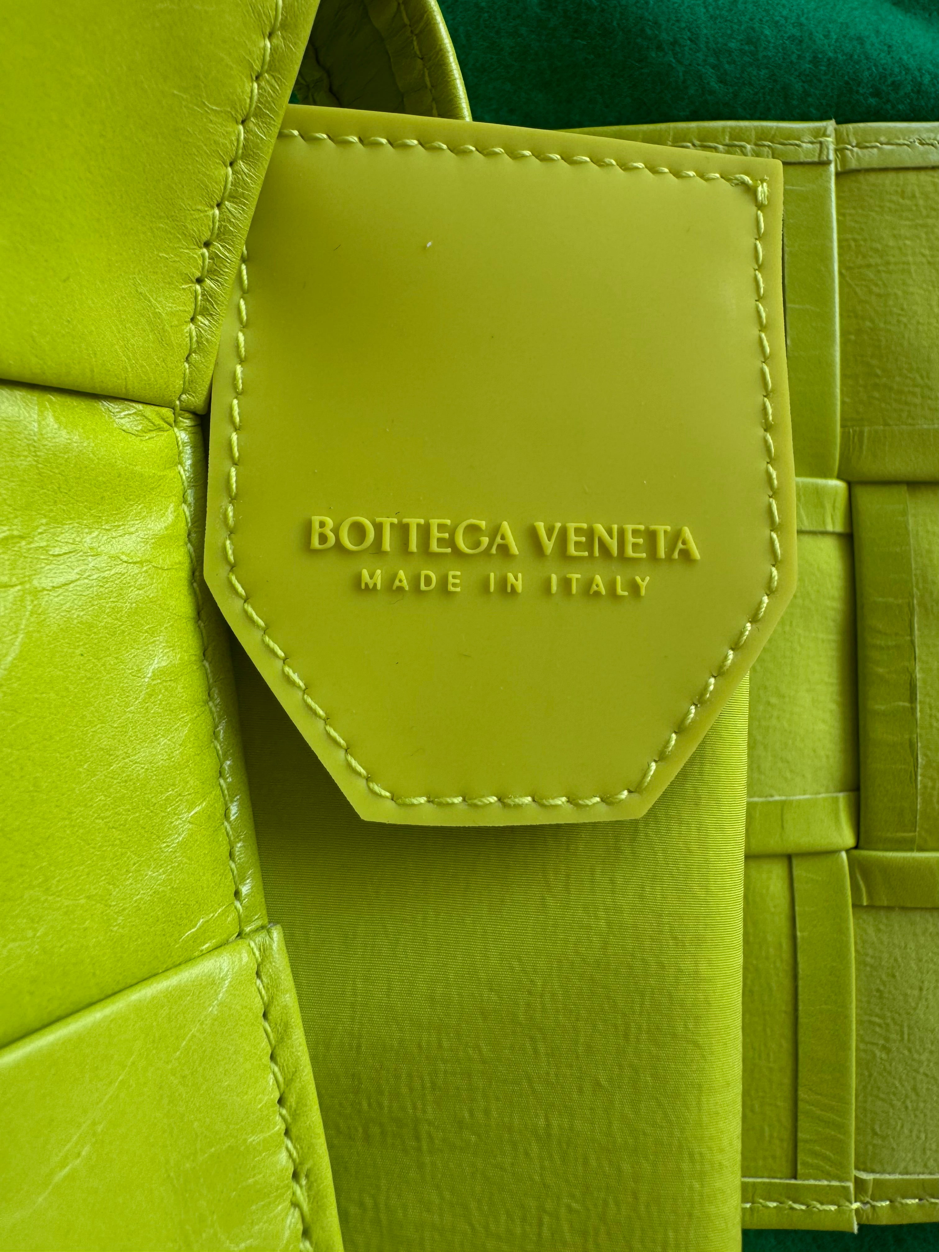 Bottega Veneta leather cassette shoulder bag
